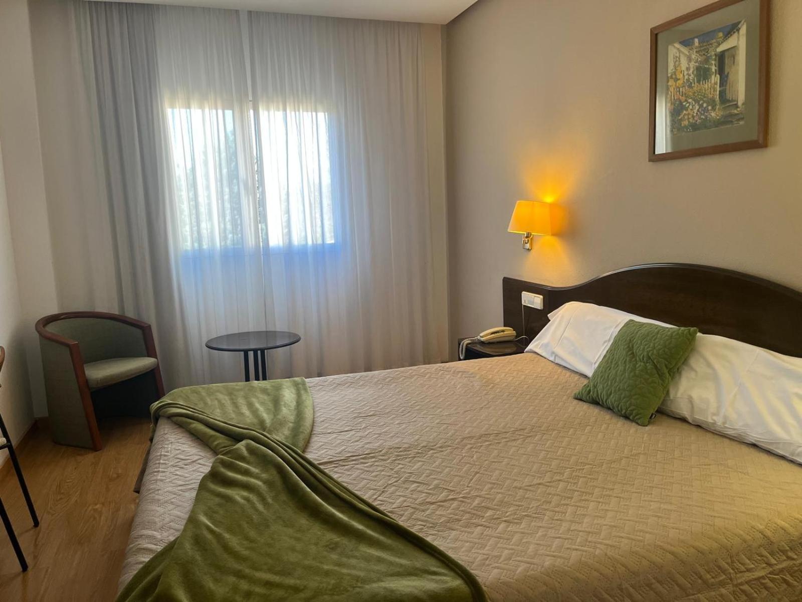 Hotel Villa De Biar Shc Esterno foto